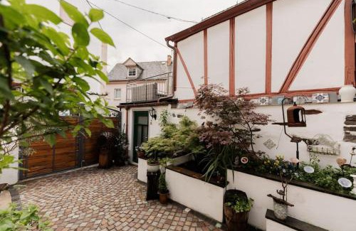 Ediger Apartment | Modernes Tiny House mit Sonnenterrasse