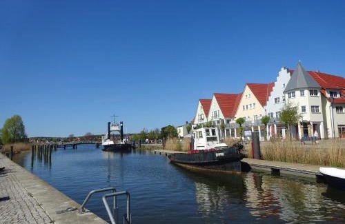 Wolgast House | Modernes und gemütliches Ferienhaus mit Innenhof