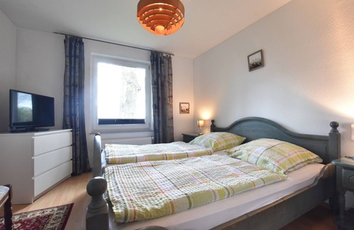 Stellshagen Apartment | Modernistic Apartment in Stellshagen with Garden