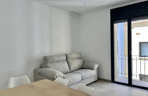 Roses Town Center Apartment | Moderno apartamento con terraza en la azotea