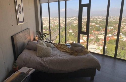 Puebla Apartment | Moderno con INCREIBLES vistas a los volcanes.