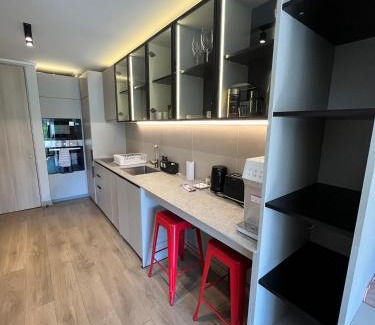 Apoquindo Apartment | Moderno departamento vanguardista en el corazón de Las Condes