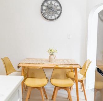 The Heights Apartment | Moderno y Céntrico Estacionamiento Privado A 15 min de NYC