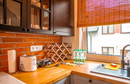 Wielka Wies Apartment | Modlnica Wierzbowa Cosy Apartment by BookingHost