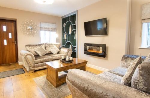 Llanbedr House | Moelfre Cottage