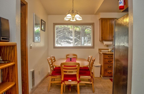 Bayshore House | Moffett House - Bayshore