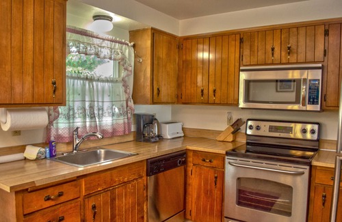Bayshore House | Moffett House - Bayshore
