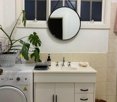 Port Elliot House | Mohill Cottage 1800's Heart of PortElliot SA