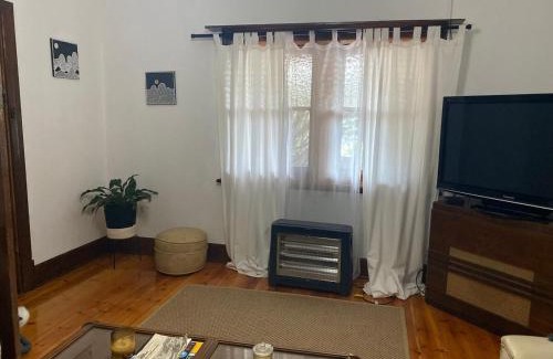 Port Elliot House | Mohill Cottage 1800's Heart of PortElliot SA