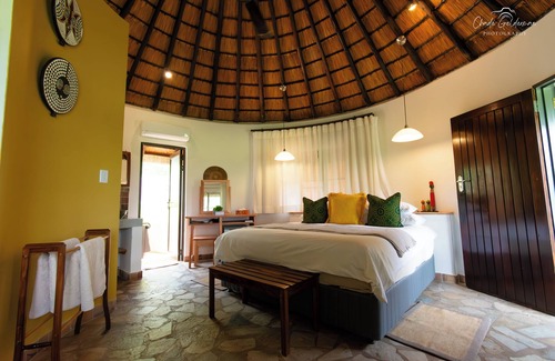 Hoedspruit Cabin | Mohlabetsi Safari Lodge
