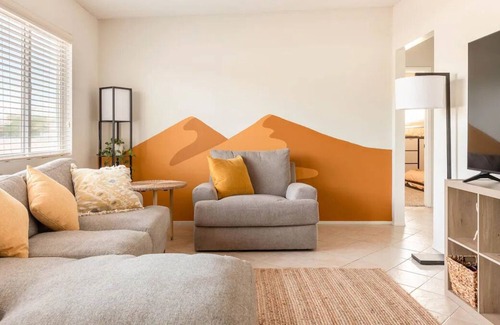 Ridgecrest House | Mojave Oasis with Large Patio