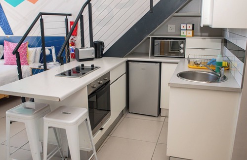 Sea Point Hotel | Mojo Hotel