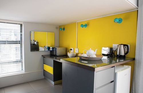 Sea Point Hotel | Mojo Hotel