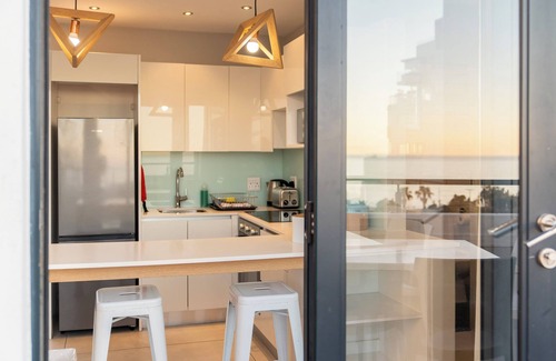 Sea Point Hotel | Mojo Hotel