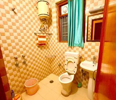 Shimla Bed & Breakfast | Moksh villa b&b