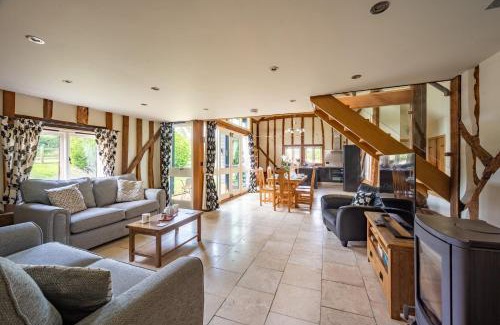 Saxmundham House | Moles Meadow