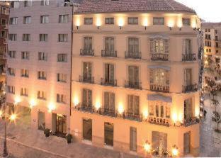 Centro Hotel | Molina Lario