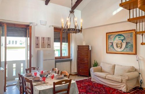 Santa Rita Apartment | Molino Passion 90 Style