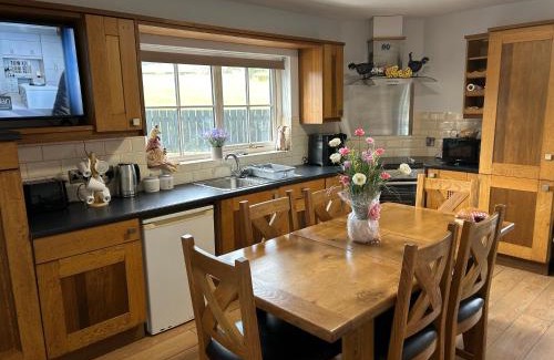 Enniskillen House | Molly cottage