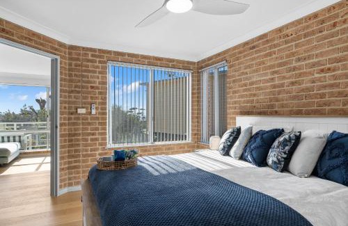 Mollymook Apartment | Mollymook Apartments with Ocean Views