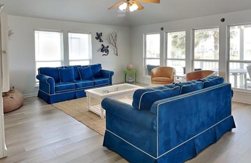 Pirates Beach House | Mollys Dune