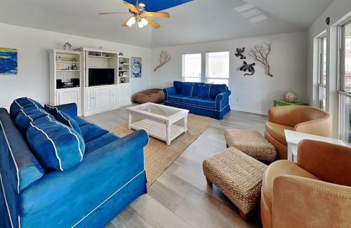 Pirates Beach House | Mollys Dune