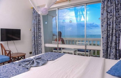 Mombasa Hotel | Mombasa Beach Hotel