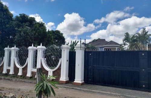 Arusha House | Momela Home
