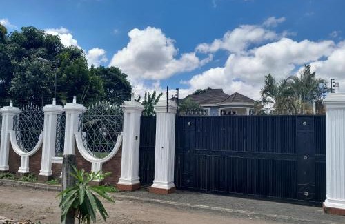 Arusha House | Momela Home