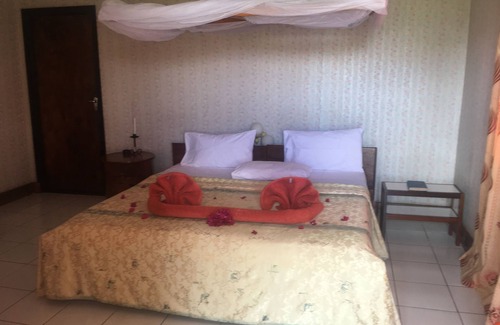 Arusha Hotel | Momella Wildlife Lodge
