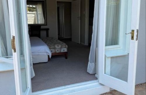 Kleinmond House | Moments Guesthouse, Kleinmond