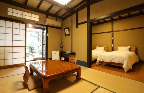 Ukyo Ward Hotel | Momijiya Bekkan Kawanoiori