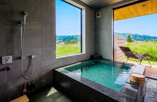 Hakuba Ski Chalet | MOMO HAKUBA by Jade Group