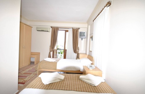 Camyuva Hotel | Moms Hotel
