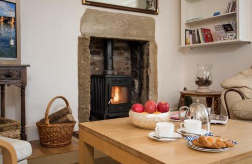 Berwick-upon-Tweed House | Mona's Cottage