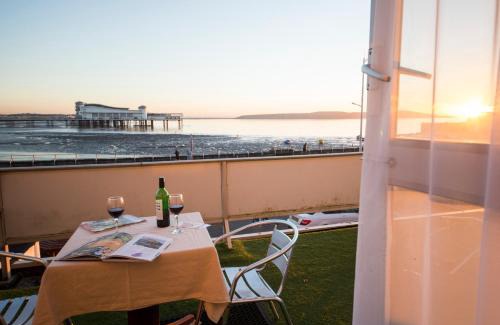 Weston-super-Mare Hotel | Monaco Hotel