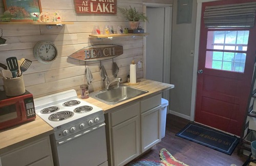 Spirit Lake Cottage | Monarch Cove Cottage