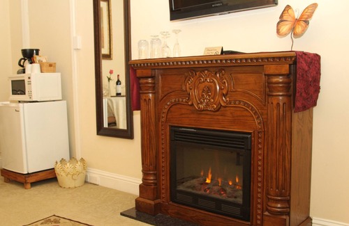 Capitola Bed & Breakfast | Monarch Cove Inn