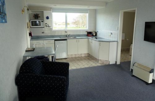 Invercargill Hotel | Monarch Motel