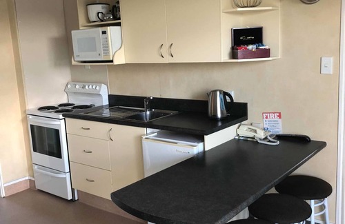 Invercargill Hotel | Monarch Motel