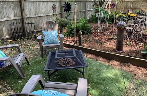 West Cape May House | Monarch Season! Pet friendly ,nWedding Party Accommodation Fall 2025