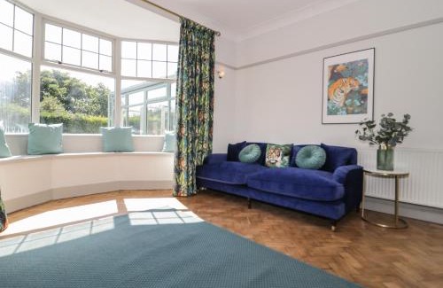 Amlwch House | Monarfon