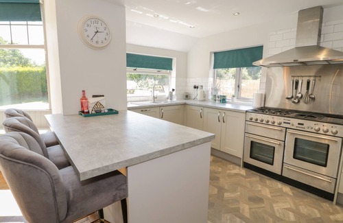 Amlwch Cottage | MONARFON, pet friendly, country holiday cottage in Amlwch