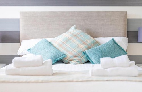 Fort Augustus Apartment | Monastery apartment with Loch Ness view