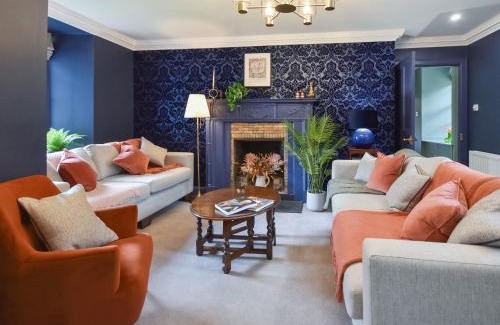 Falkland House | Moncrieff House