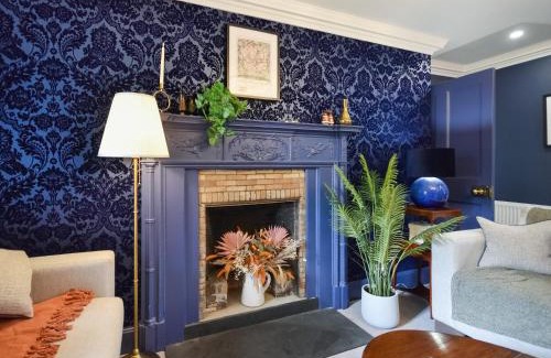 Falkland House | Moncrieff House
