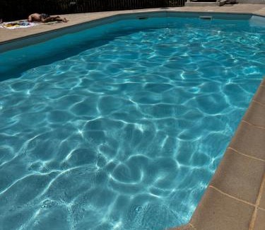 La Bocca Nord Apartment | Mondello Hotellerie&Consultant : Appartement de standing 47m2 avec piscine Cannes