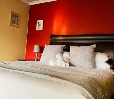 Greater Johannesburg Metropolitan Area House | Mondeor Homestay