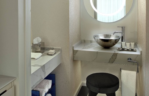 West Hollywood Hotel | Mondrian Los Angeles