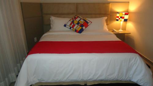 Sao Jose dos Campos Hotel | Mondrian Suite Hotel
